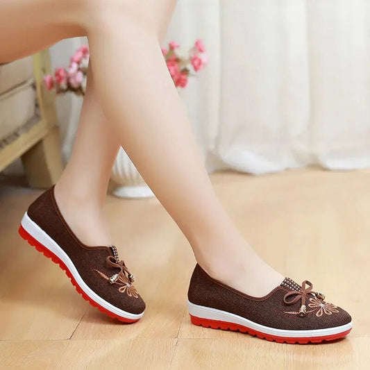 Graceful Orthopedic Shoes for Modern Look