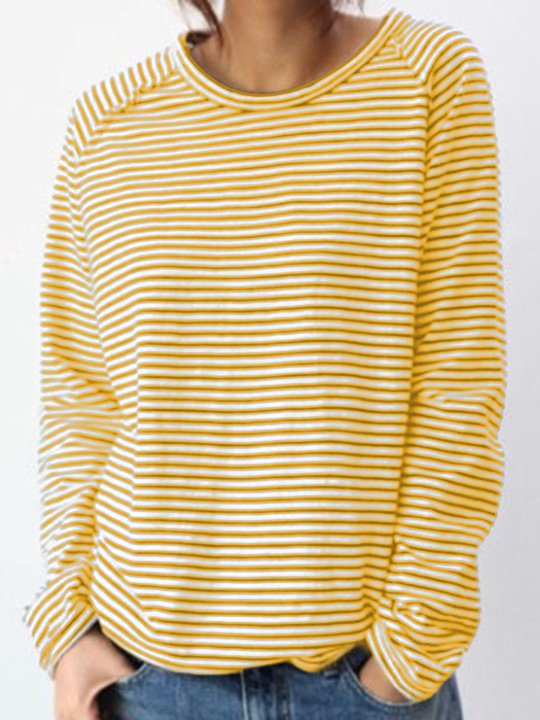 Beautifully Finished Sweater in a Timeless Design