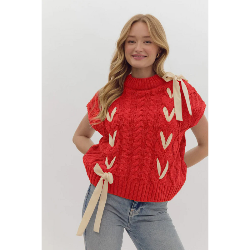 Well Tailored Sweater with a Graceful Silhouette