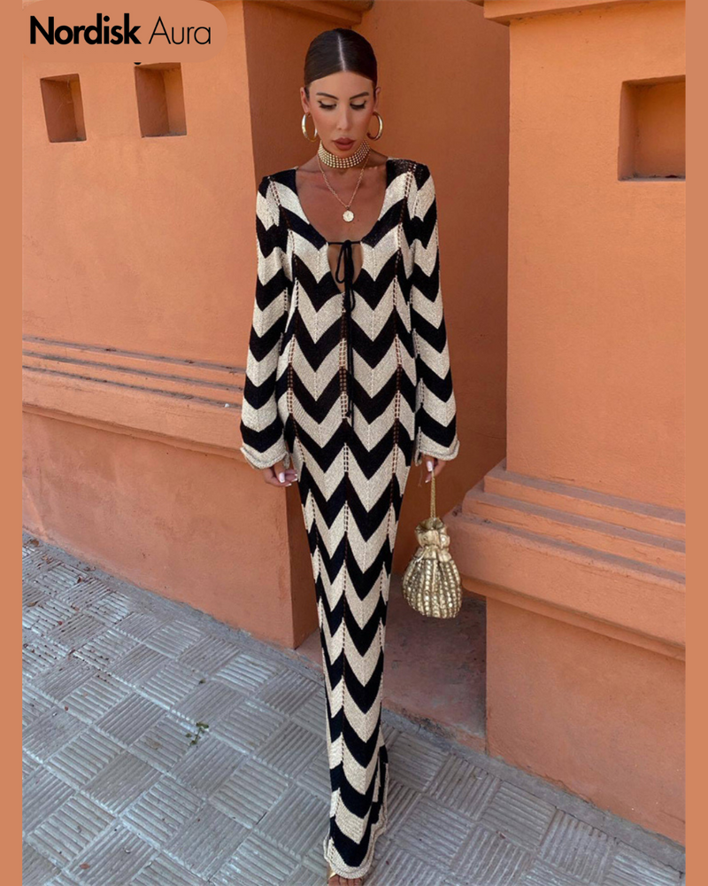 Classic Vintage Dress with a Flattering Fit