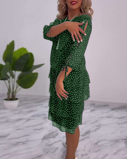 Beautifully Finished Dress in a Timeless Design