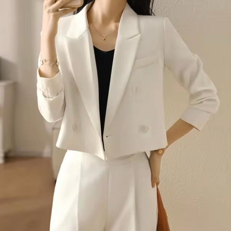 Sophisticated Coat with a Clean Classic Look