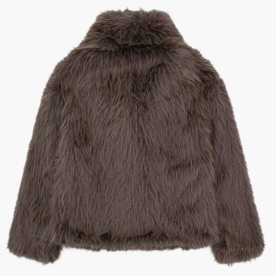 Classic Vintage & Enduringly Stylish Coat