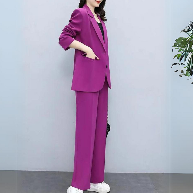 Sophisticated Garment with a Clean Classic Look