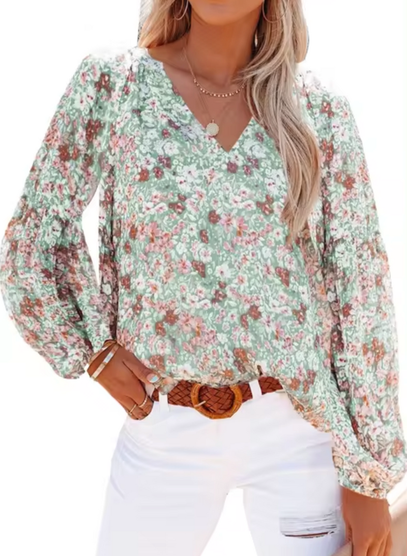 Polished Blouse with an Effortless Classic Look