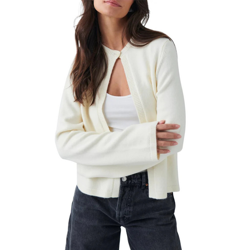 Effortlessly Elegant Cardigan with a Timeless Design