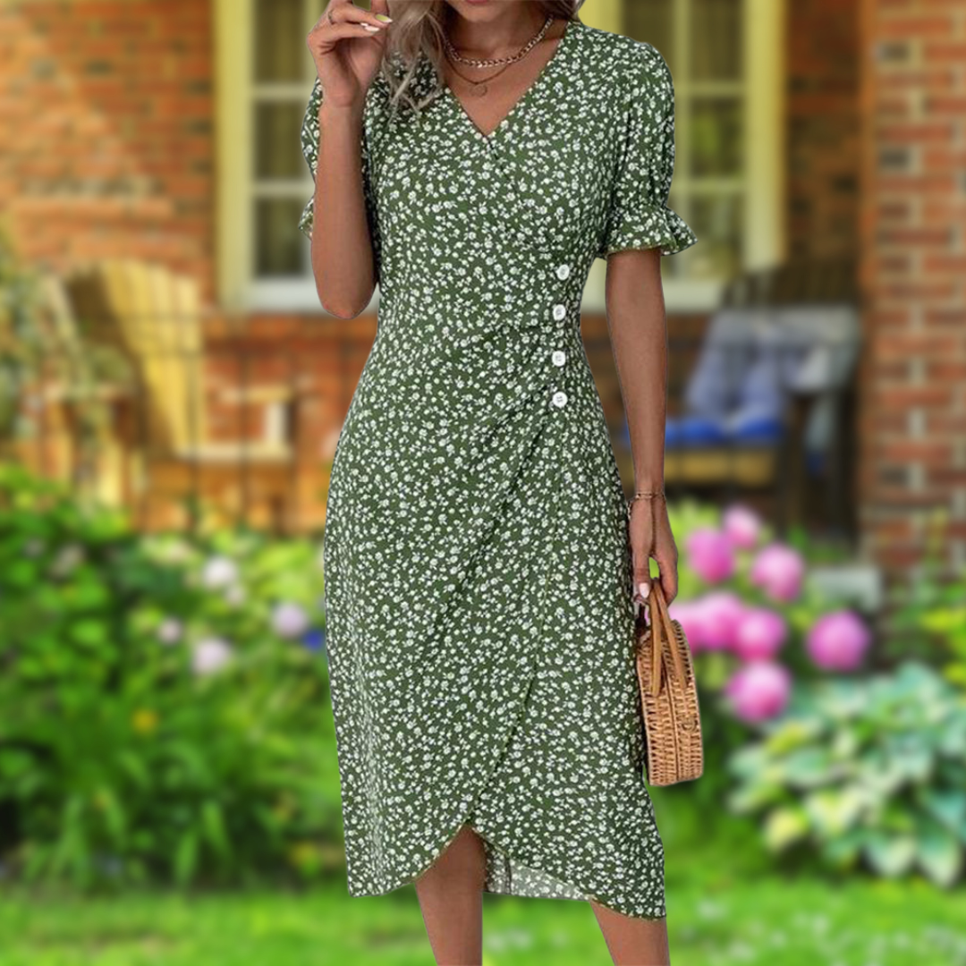 Sophisticated Dress with a Clean Classic Look