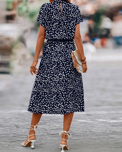 Well Tailored Garment with a Graceful Silhouette