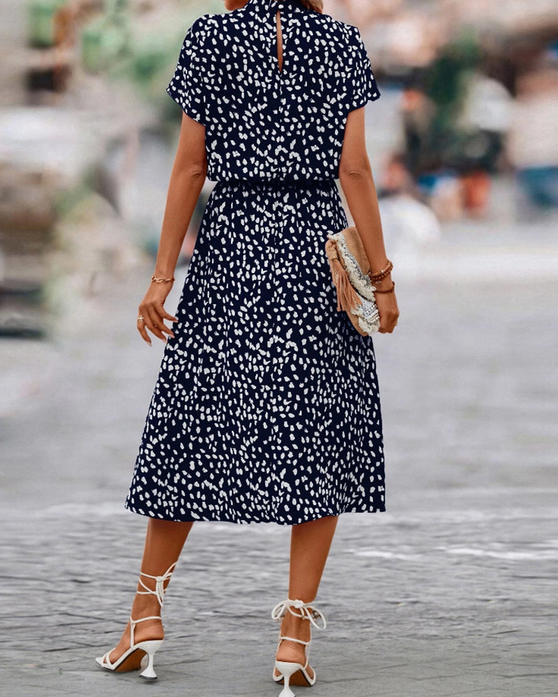 Well Tailored Garment with a Graceful Silhouette