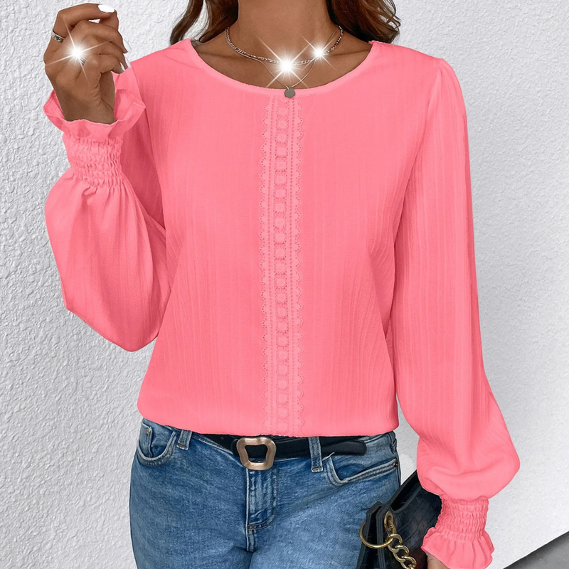 Classic Vintage Blouse with a Flattering Fit