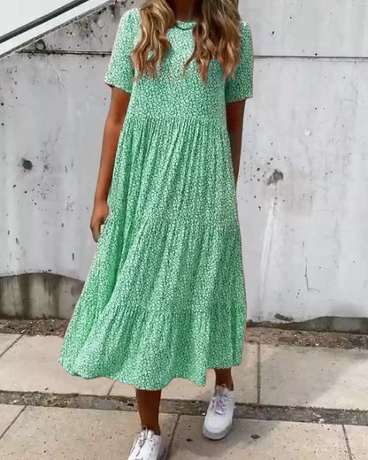 Classic Vintage & Enduringly Stylish Dress