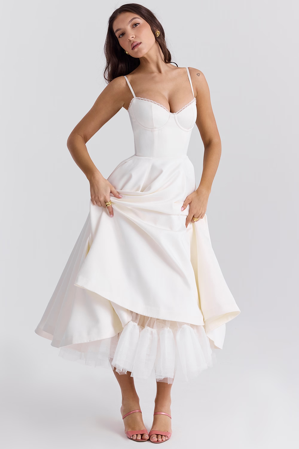 Sophisticated Dress with a Clean Classic Look