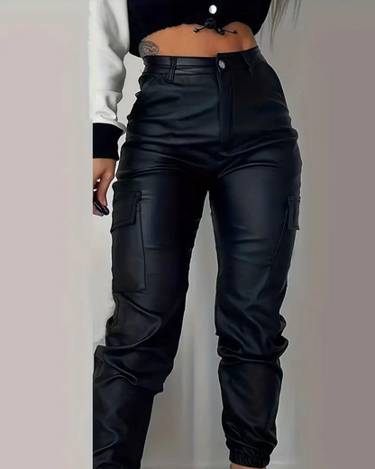 Well Tailored Pants with a Graceful Silhouette