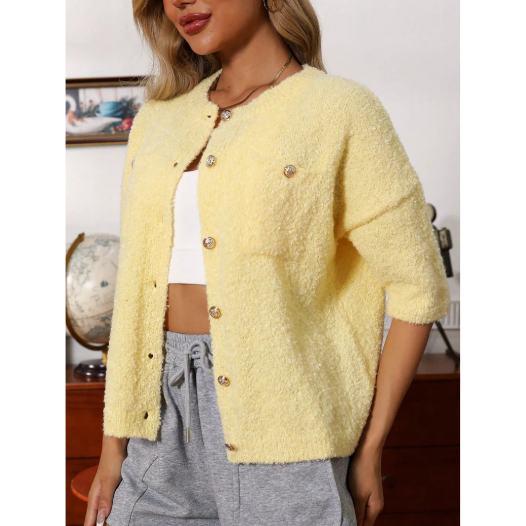 Classic Vintage Cardigan with a Flattering Fit