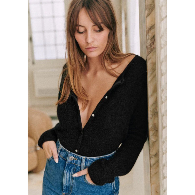 Classic Vintage Cardigan with a Flattering Fit