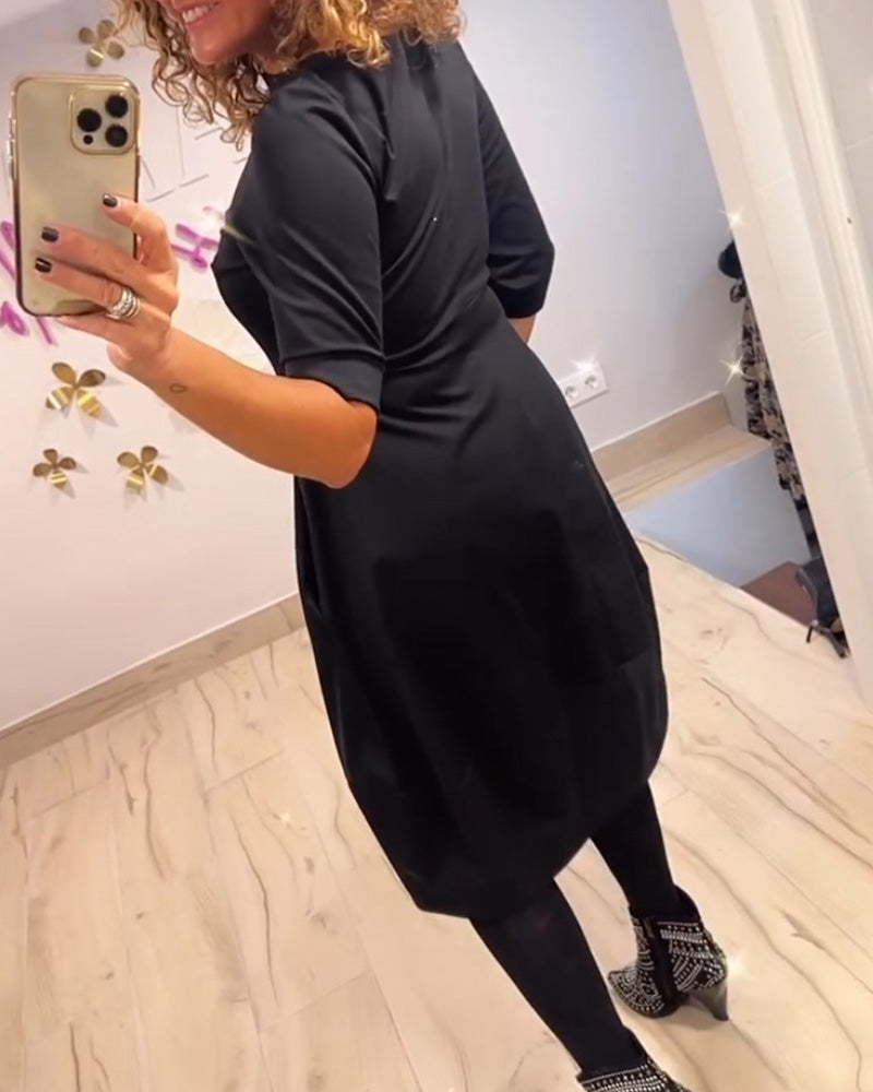 Well Tailored Dress with a Graceful Silhouette