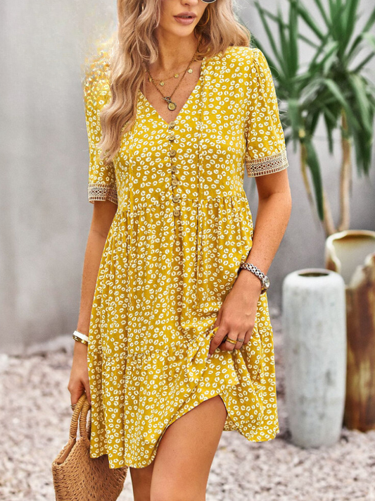 Sophisticated Dress with a Clean Classic Look