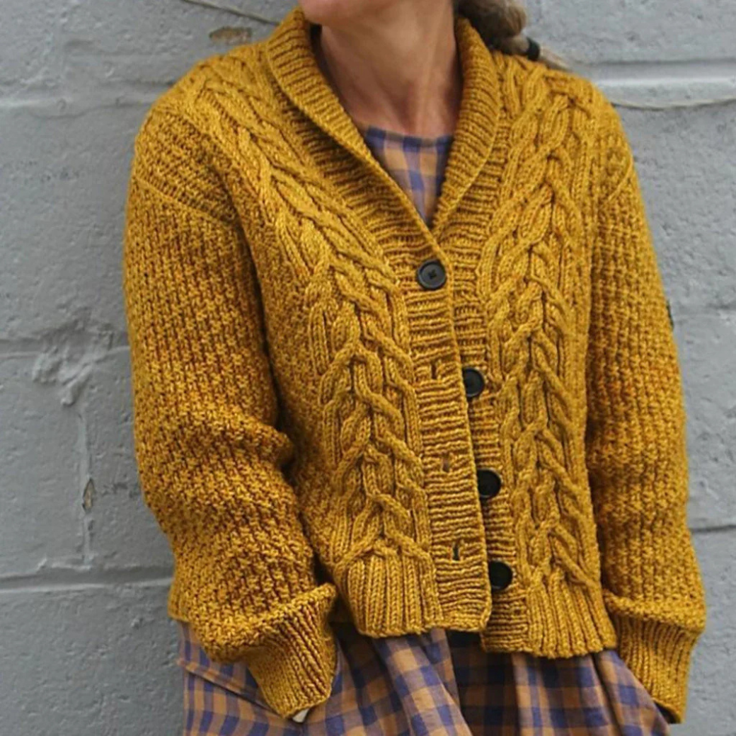 Well Tailored Cardigan with a Graceful Silhouette