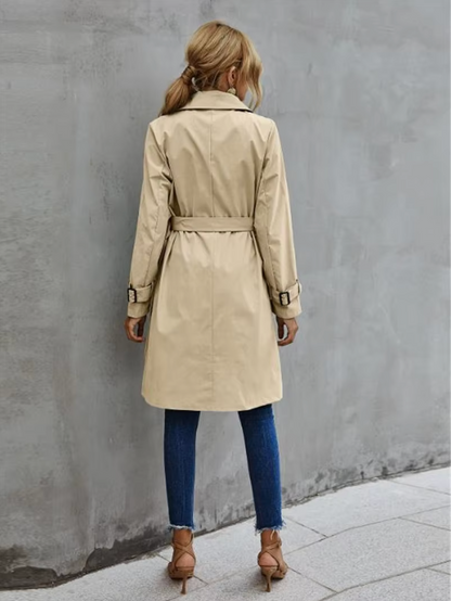 Classic Vintage & Enduringly Stylish Coat