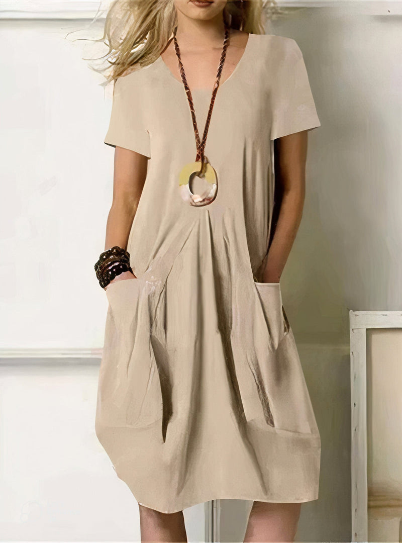 Effortlessly Elegant Dress with a Timeless Design