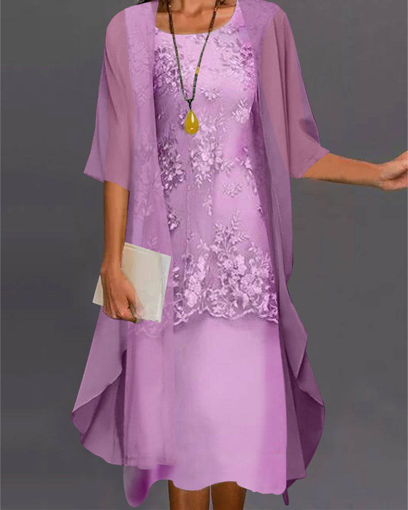 Classic Vintage Dress with a Flattering Fit