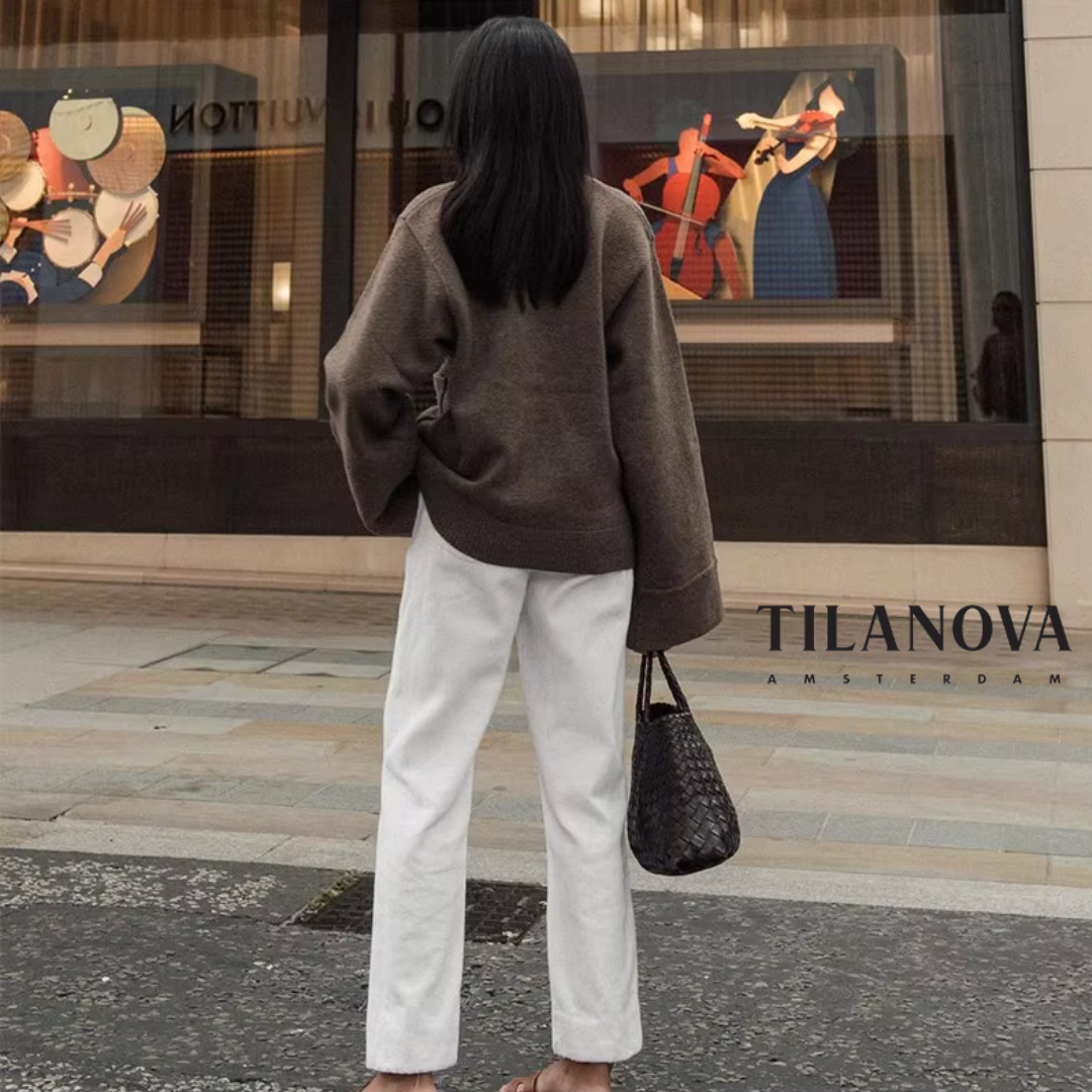 Effortlessly Elegant Cardigan with a Timeless Design