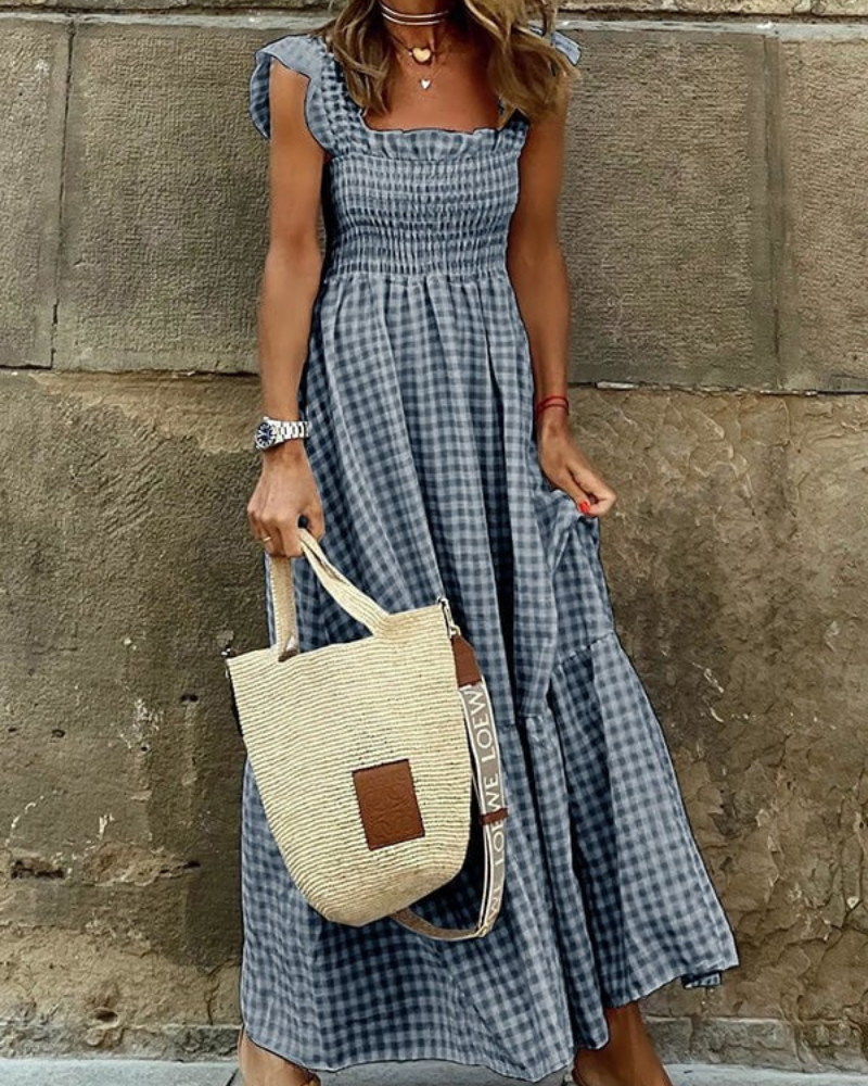 Effortlessly Elegant Dress with a Timeless Design