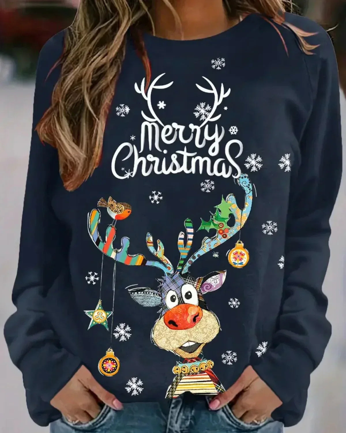 Effortlessly Elegant Sweater with a Timeless Design