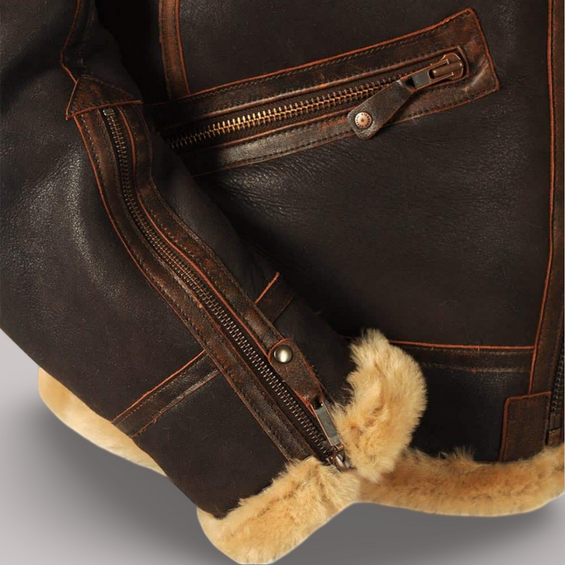 Effortlessly Elegant Jacket with a Timeless Design
