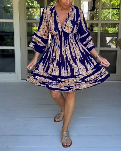 Effortlessly Elegant Dress with a Timeless Design