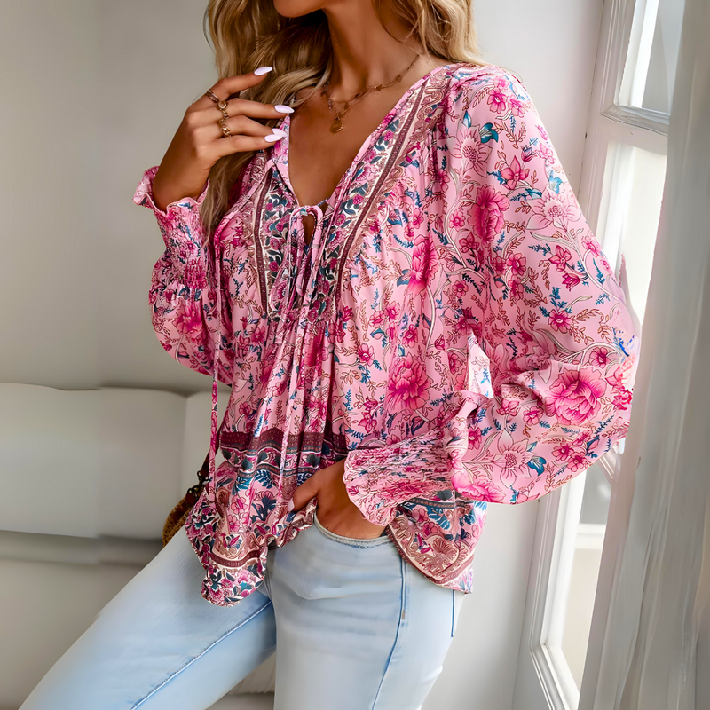 Classic Vintage Blouse with a Flattering Fit