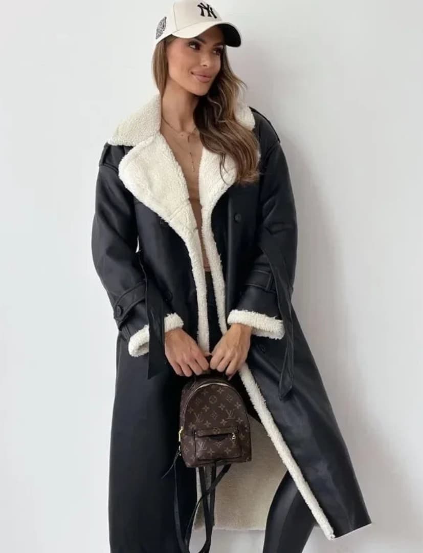 Classic Vintage Garment with a Flattering Fit