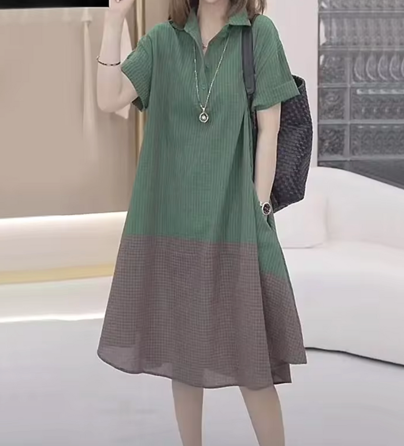 Classic Vintage Dress with a Flattering Fit
