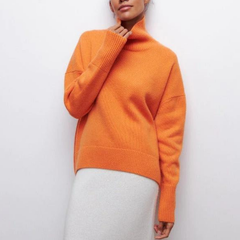 Effortlessly Elegant Sweater with a Timeless Design