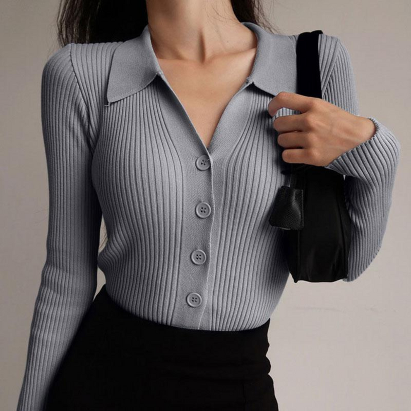 Effortlessly Elegant Shirt with a Timeless Design