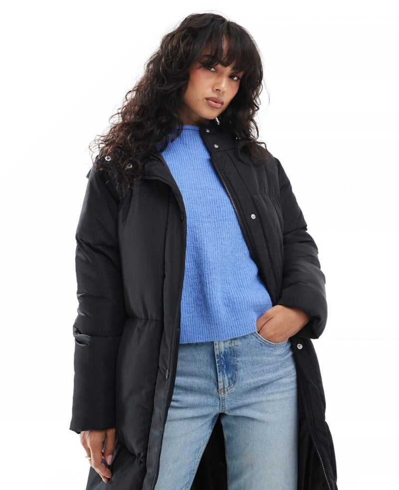 A Vintage Style Coat with Delicate Timeless Details