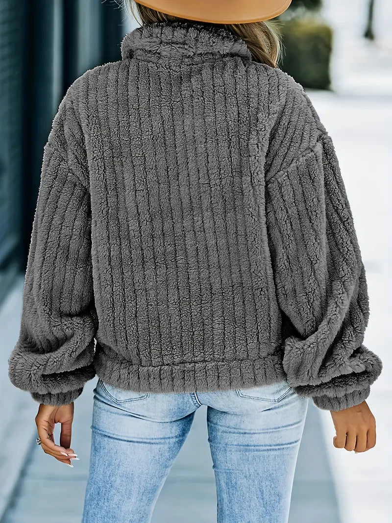Elegantly Styled Jacket for Everyday Wear