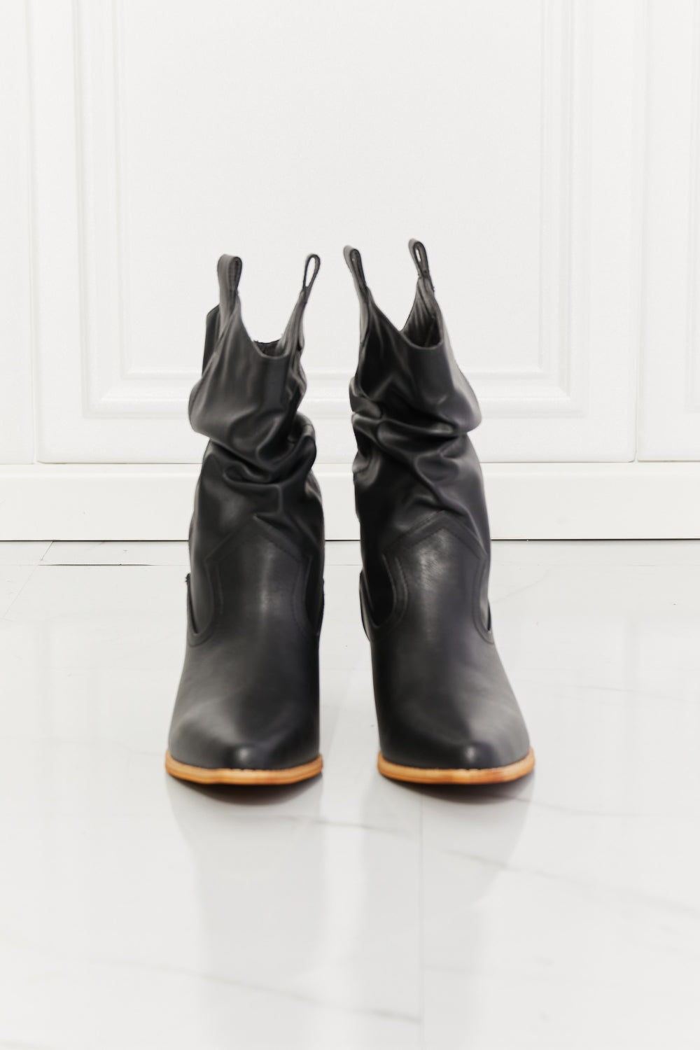 Graceful Orthopedic Boots for Modern Look