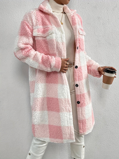 Well Tailored Coat with a Graceful Silhouette