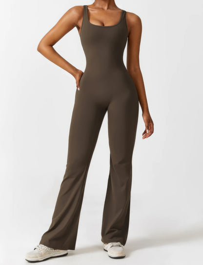 Well Tailored Garment with a Graceful Silhouette