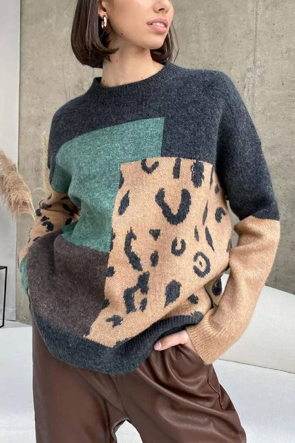 Klassisesti suunniteltu Villapaita