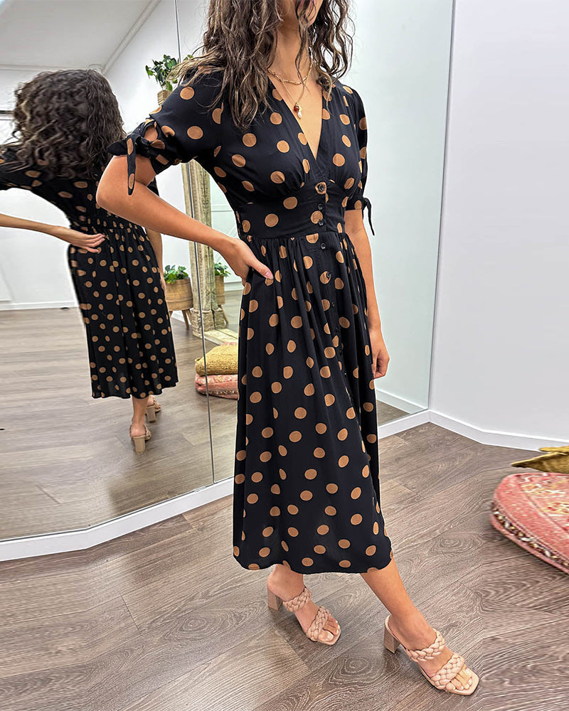 Beautifully Crafted Dress in a Classic Style