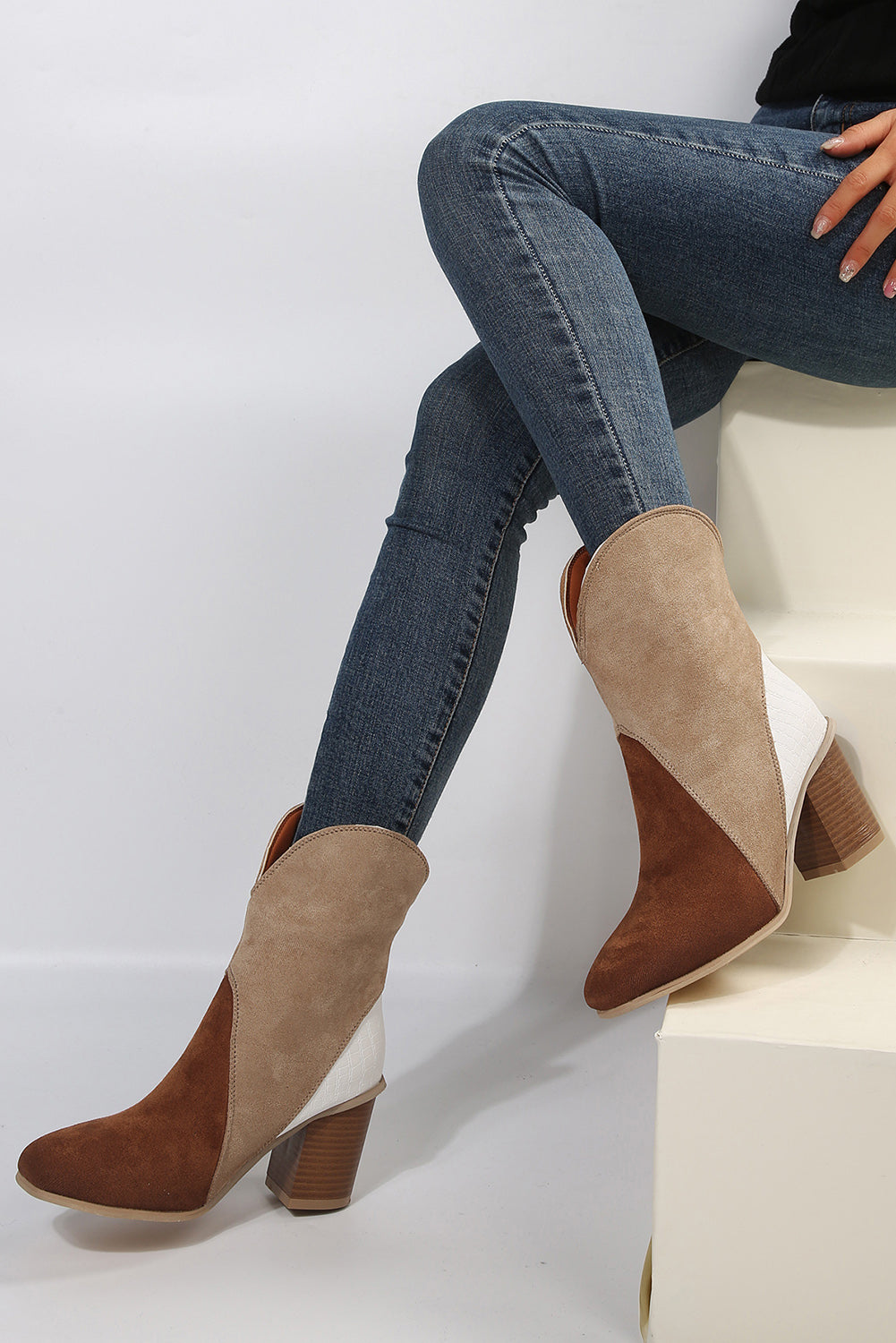 Gracefully Styled Garment for Any Occasion