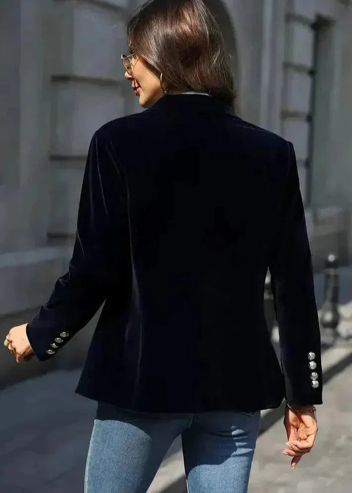 Polished Garment with an Effortless Classic Look