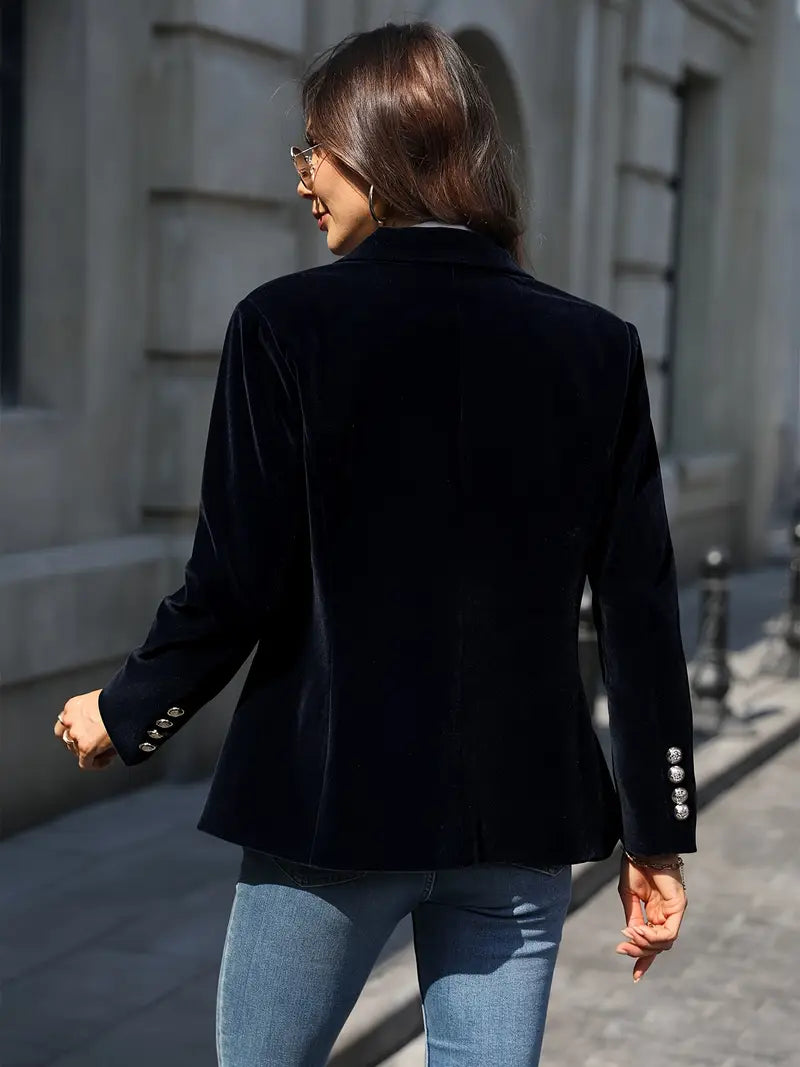 Well Tailored Garment with a Graceful Silhouette