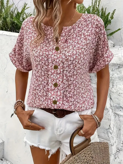 Well Tailored Blouse with a Graceful Silhouette