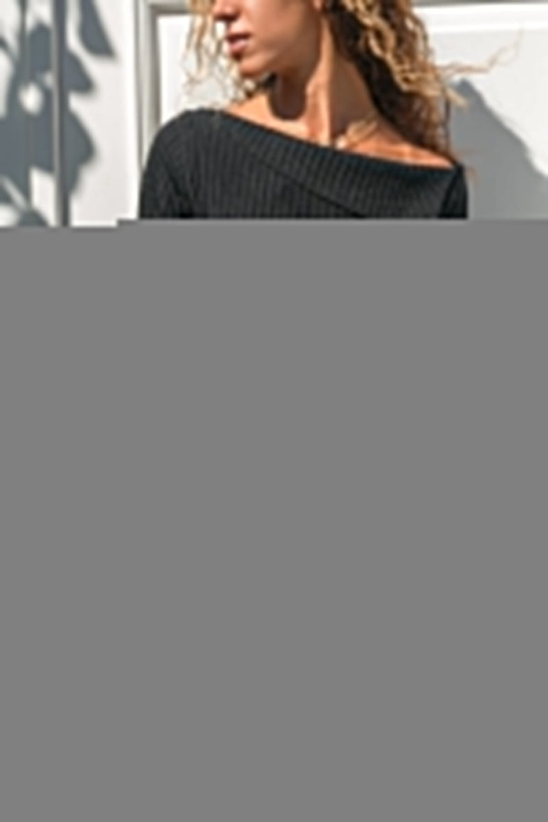 Klassisesti suunniteltu Villapaita