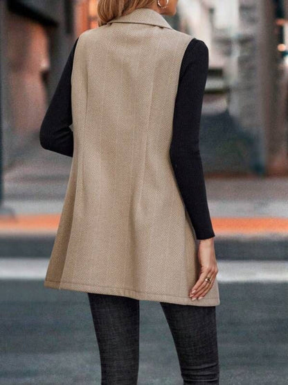 Beautifully Finished Coat in a Timeless Design
