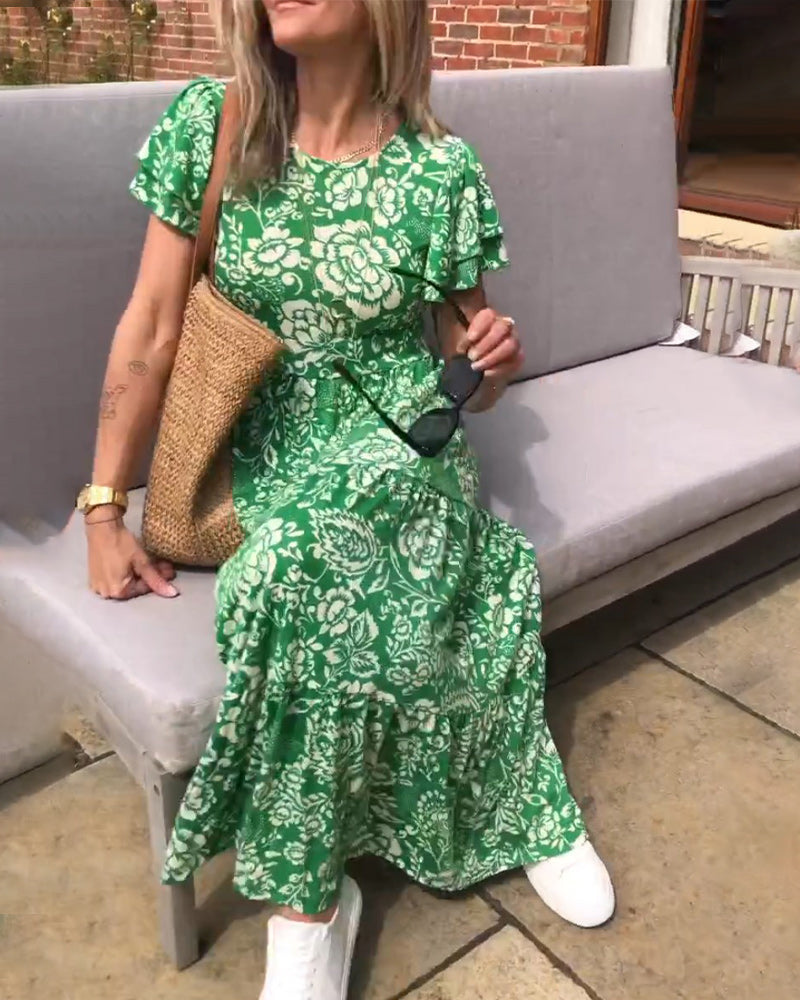 Gracefully Styled Dress for Any Occasion