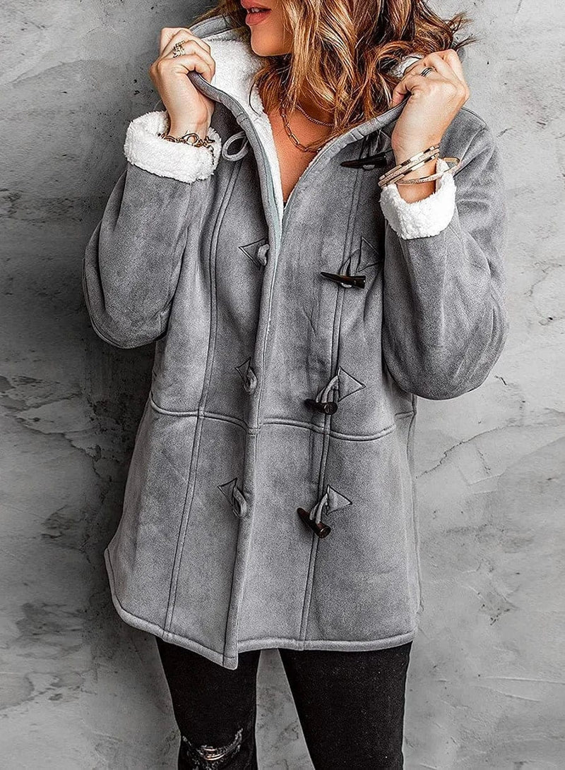Well Tailored Coat with a Graceful Silhouette